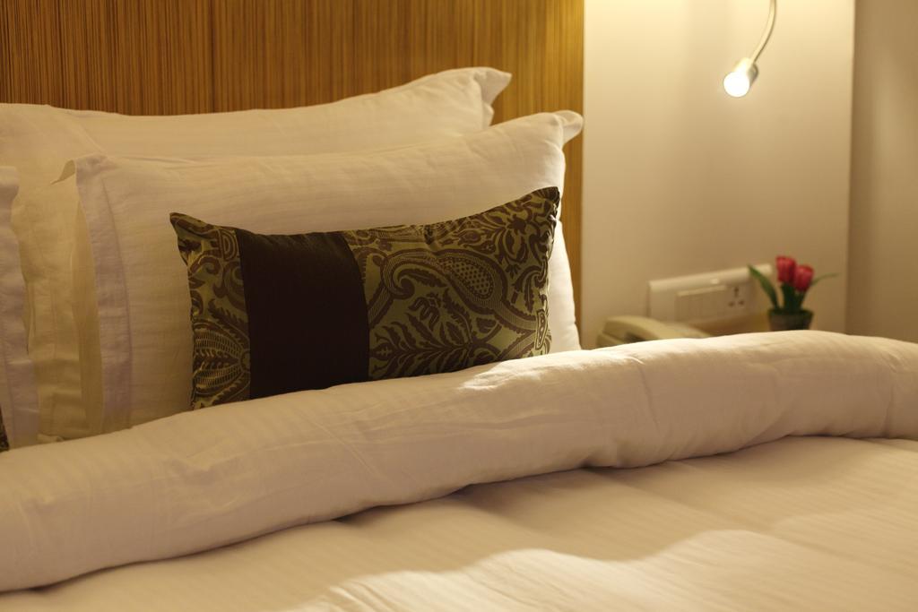 Comfort Inn Legacy Райкот Екстериор снимка