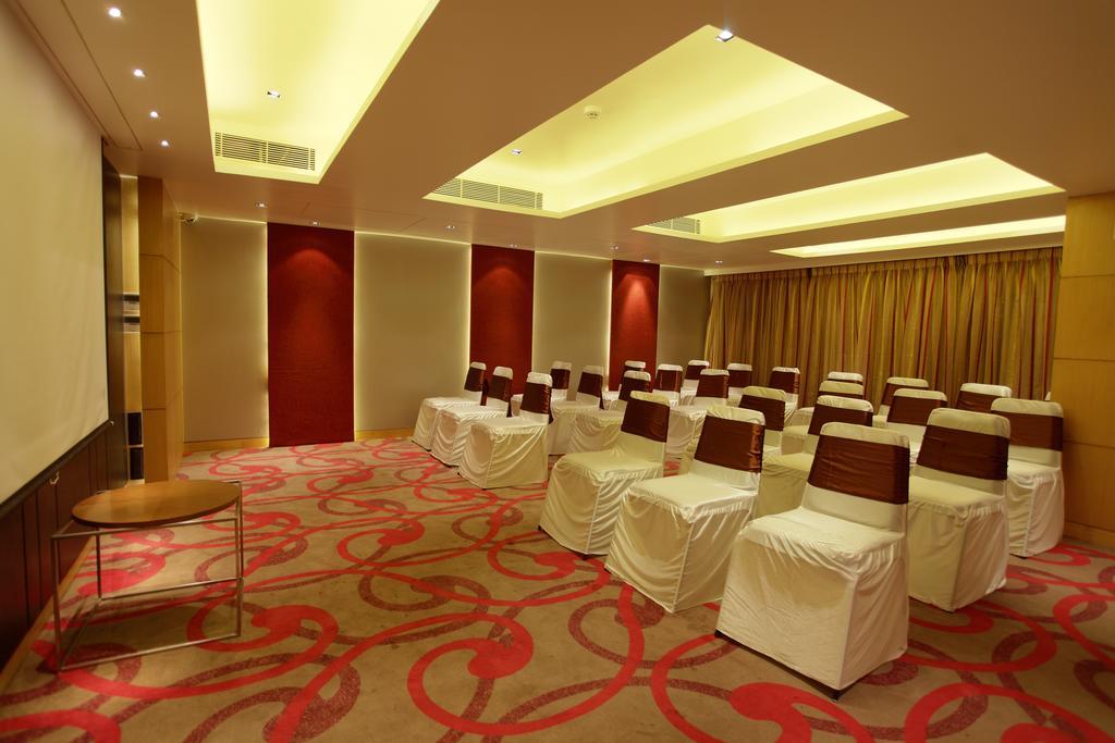 Comfort Inn Legacy Райкот Екстериор снимка